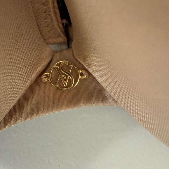 Victoria's Secret Women's Nude Beige Underwire Padded Pushup Bra Size 34B - Picture 2 of 7